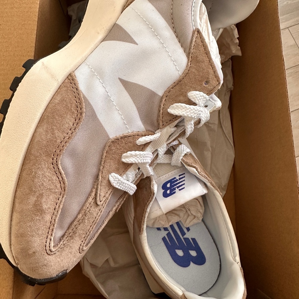 New Balance 327 Tan and White Athletic Shoes